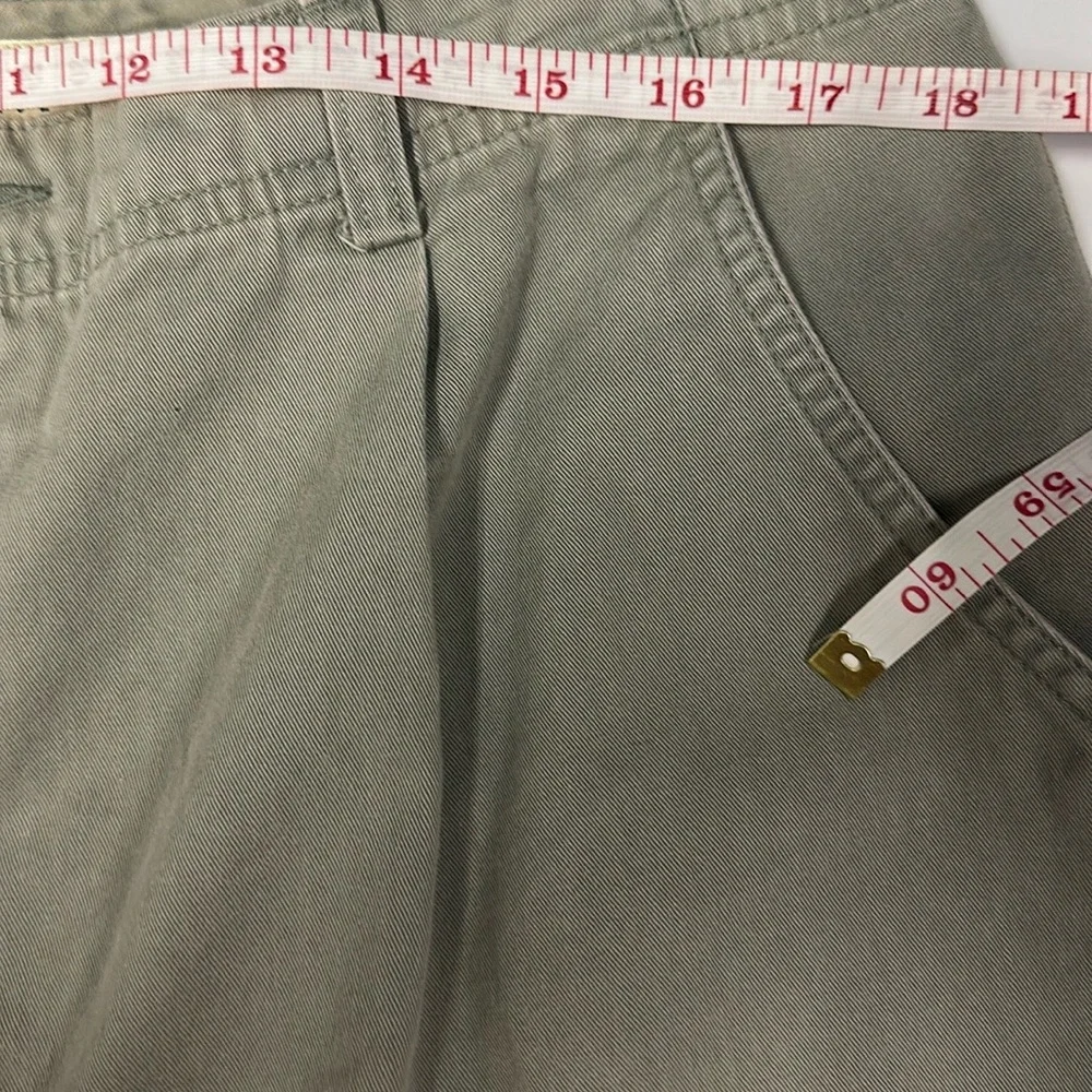 Eddie Bauer Tan Cargo Shorts Relaxed Fit